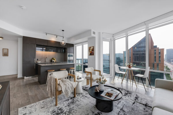 15-Merchants'-Wharf-#942-Toronto-Web-Salisbury-21