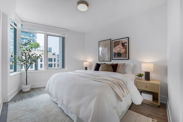 15-Merchants'-Wharf-#942-Toronto-Web-Salisbury-29