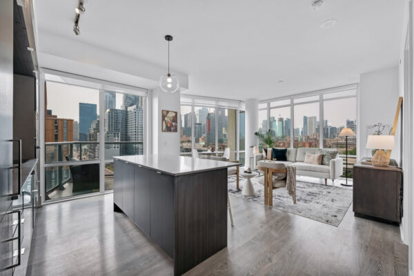 15-Merchants'-Wharf-#942-Toronto-Web-Salisbury-8