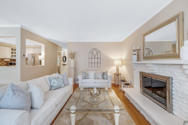 1742-Shadybrook-Drive-Pickering-Web-Salisbury-16