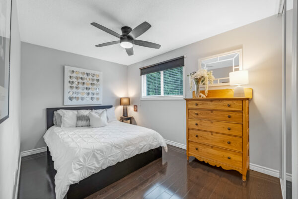 1742-Shadybrook-Drive-Pickering-Web-Salisbury-42