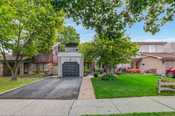 1742-Shadybrook-Drive-Pickering-Web-Salisbury-5