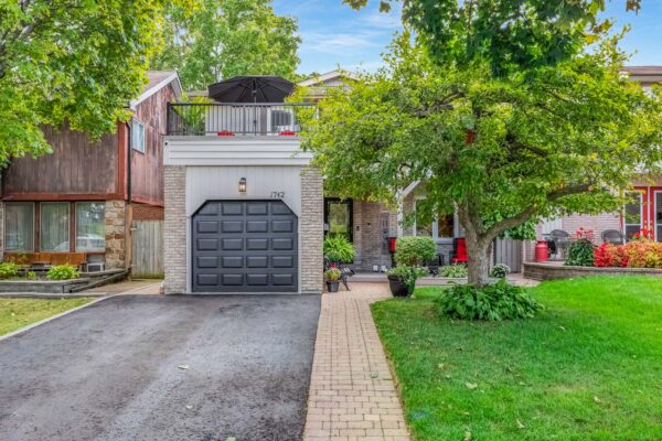 1742-Shadybrook-Drive-Pickering-Web-Salisbury-7