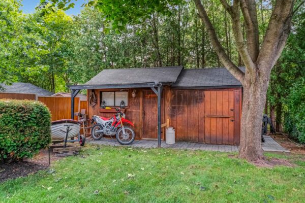 1742-Shadybrook-Drive-Pickering-Web-Salisbury-70