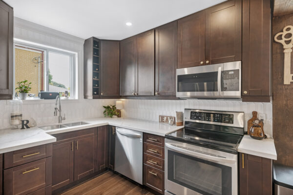 227-Rosedale-Drive-Whitby-Web-Salisbury-16