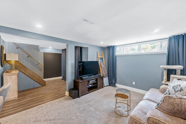 227-Rosedale-Drive-Whitby-Web-Salisbury-36