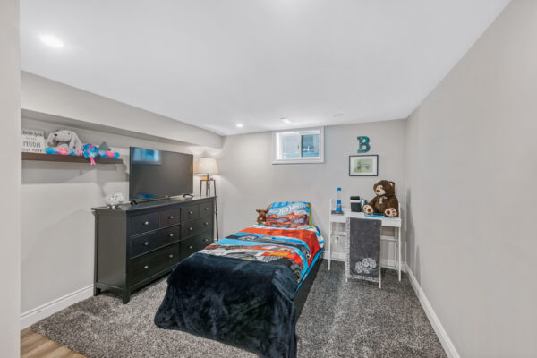 227-Rosedale-Drive-Whitby-Web-Salisbury-47