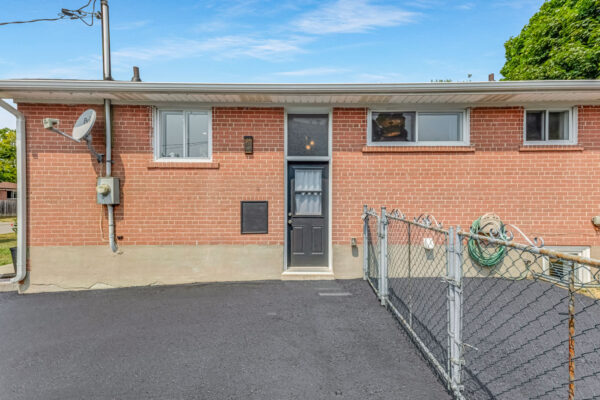 227-Rosedale-Drive-Whitby-Web-Salisbury-50