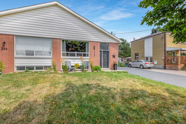 227-Rosedale-Drive-Whitby-Web-Salisbury-7