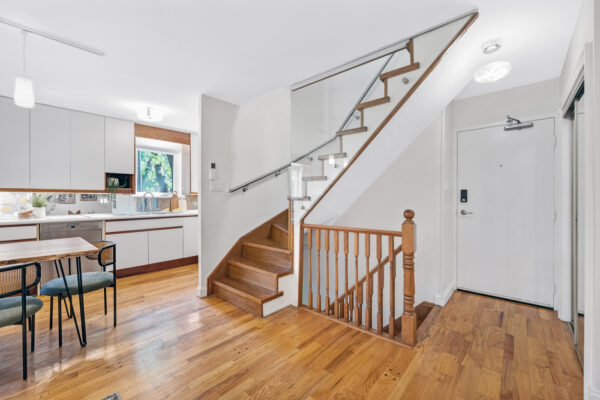 28-Admiral-Road-#10-Toronto-Web-Salisbury-10