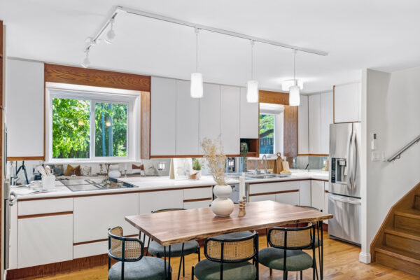 28-Admiral-Road-#10-Toronto-Web-Salisbury-15