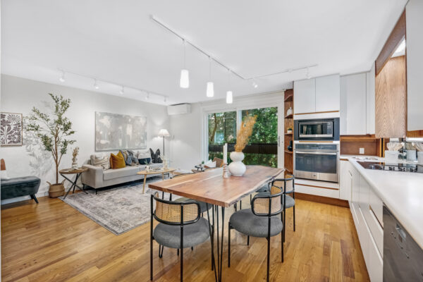 28-Admiral-Road-#10-Toronto-Web-Salisbury-16