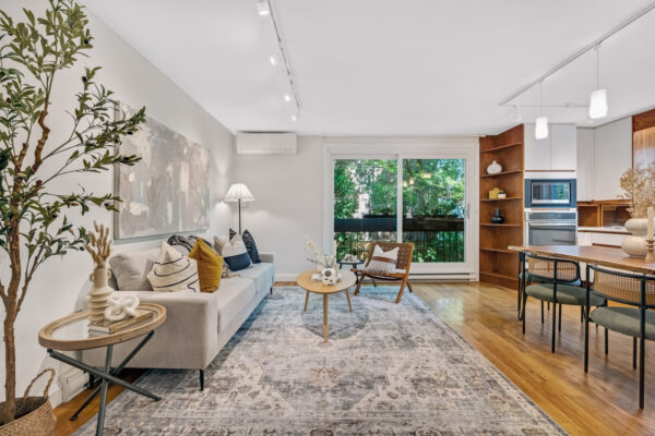 28-Admiral-Road-#10-Toronto-Web-Salisbury-18