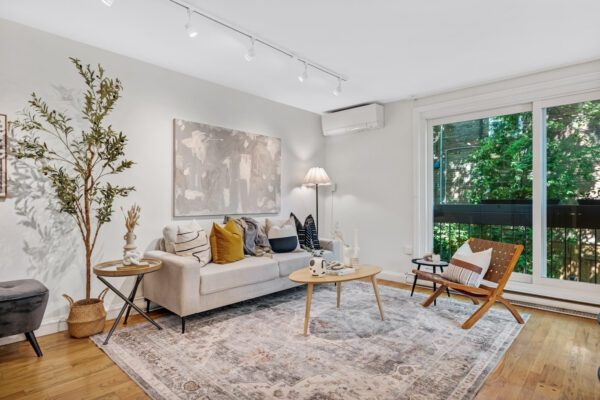 28-Admiral-Road-#10-Toronto-Web-Salisbury-19