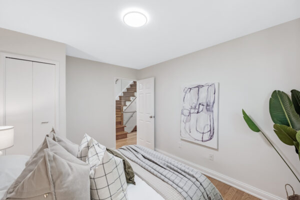 28-Admiral-Road-#10-Toronto-Web-Salisbury-28