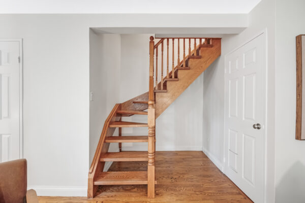 28-Admiral-Road-#10-Toronto-Web-Salisbury-42