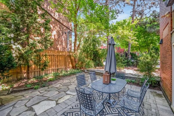 28-Admiral-Road-#10-Toronto-Web-Salisbury-53