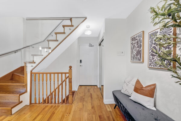 28-Admiral-Road-#10-Toronto-Web-Salisbury-9