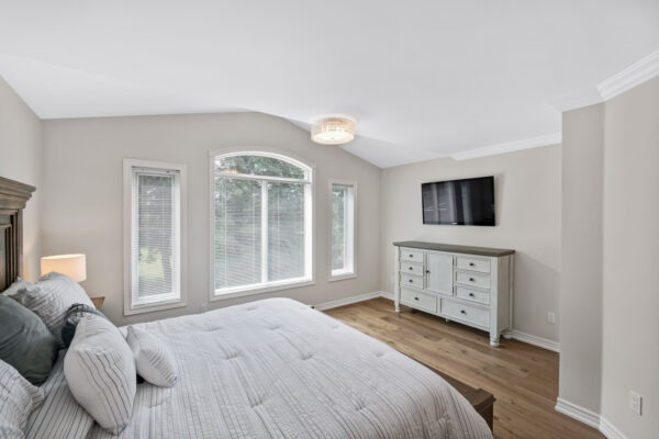 40-Via-Amici-Alliston-Web-Salisbury-36