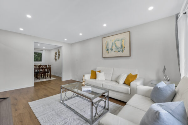 43-Riverglen-Drive-Georgina-Web-Salisbury-16