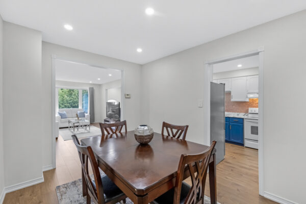 43-Riverglen-Drive-Georgina-Web-Salisbury-20