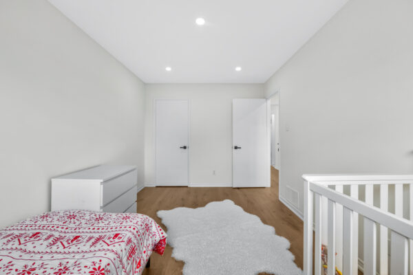 43-Riverglen-Drive-Georgina-Web-Salisbury-37