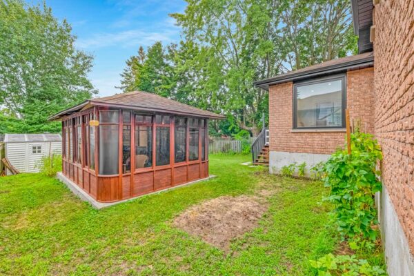 43-Riverglen-Drive-Georgina-Web-Salisbury-48