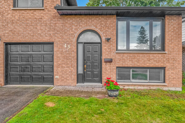 43-Riverglen-Drive-Georgina-Web-Salisbury-9