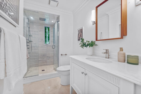 51-Coldstream-Avenue-Toronto-Web-Salisbury-55