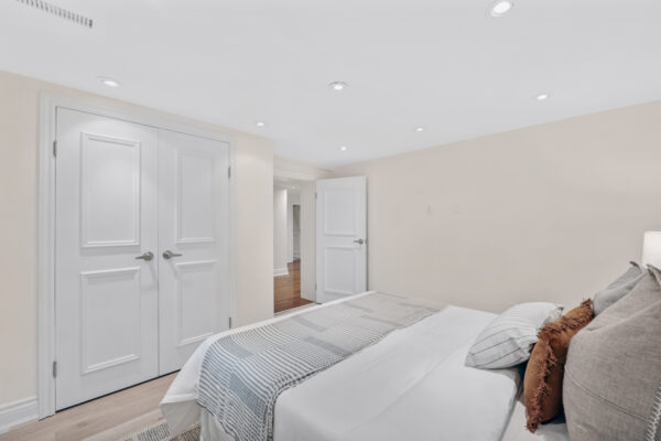 51-Coldstream-Avenue-Toronto-Web-Salisbury-68