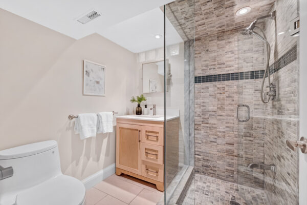 51-Coldstream-Avenue-Toronto-Web-Salisbury-69