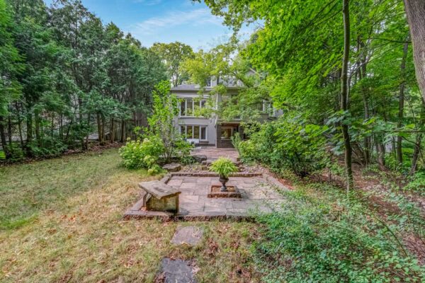 51-Coldstream-Avenue-Toronto-Web-Salisbury-88