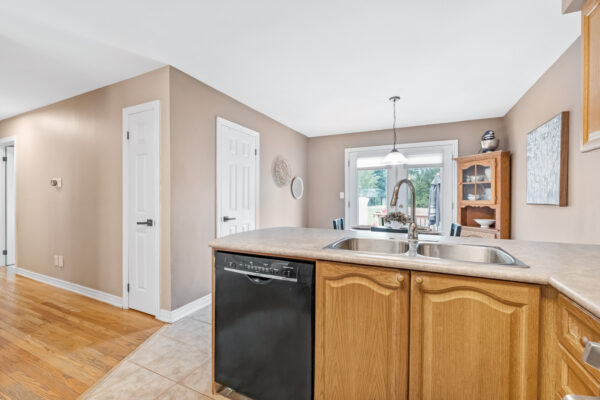 56-Riverview-Beach-Road-Georgina-Web-Salisbury-35