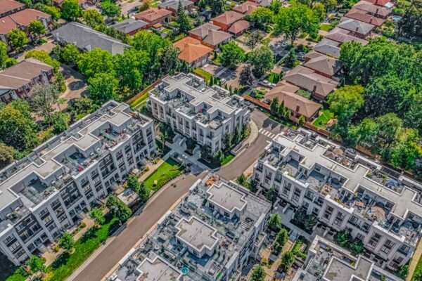 1195-Gooseberry-Lane-#305-Mississauga-Web-Salisbury-1