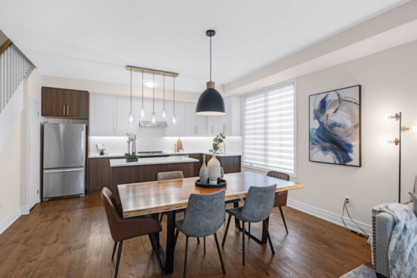 1195-Gooseberry-Lane-#305-Mississauga-Web-Salisbury-12