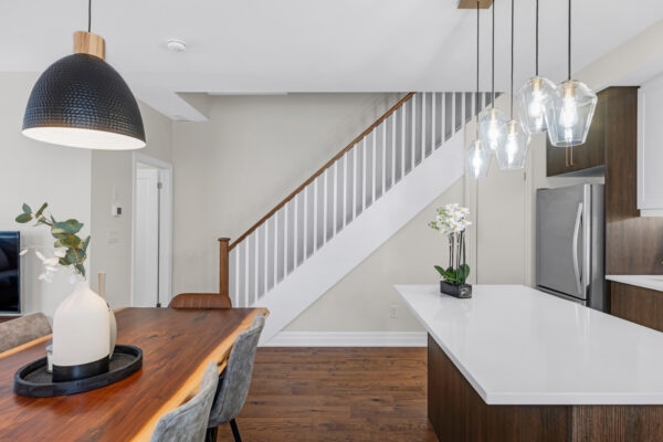 1195-Gooseberry-Lane-#305-Mississauga-Web-Salisbury-20