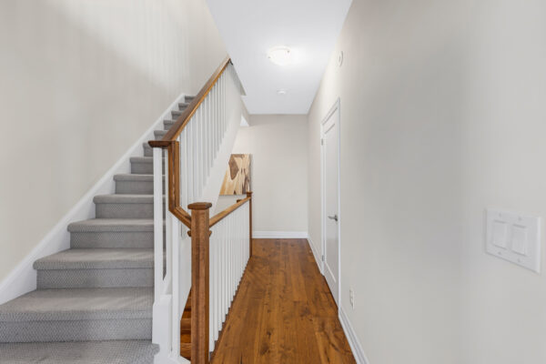 1195-Gooseberry-Lane-#305-Mississauga-Web-Salisbury-23