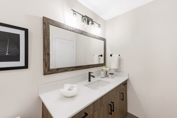 1195-Gooseberry-Lane-#305-Mississauga-Web-Salisbury-29