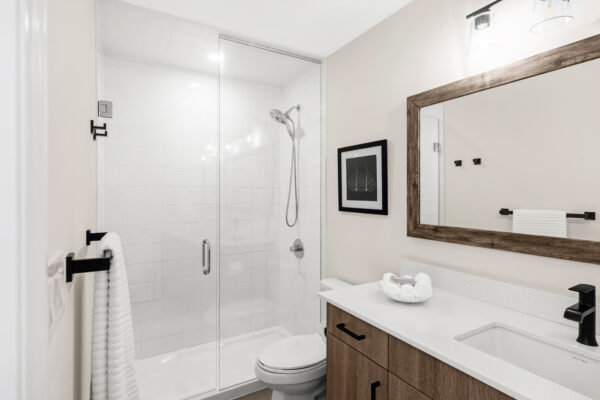 1195-Gooseberry-Lane-#305-Mississauga-Web-Salisbury-30