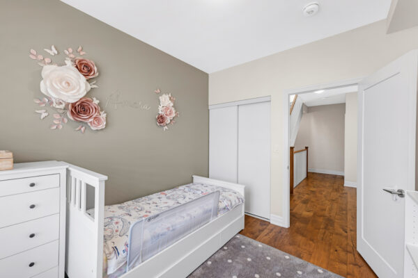 1195-Gooseberry-Lane-#305-Mississauga-Web-Salisbury-36
