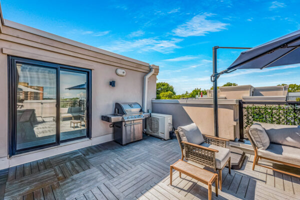 1195-Gooseberry-Lane-#305-Mississauga-Web-Salisbury-42