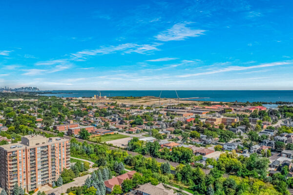 1195-Gooseberry-Lane-#305-Mississauga-Web-Salisbury-53