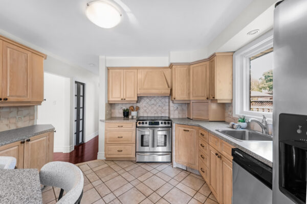 1256-Tyneburn-Crescent-Mississauga-Web-Salisbury-15