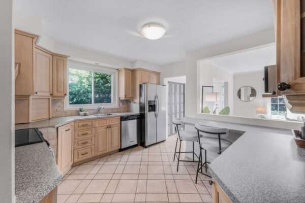 1256-Tyneburn-Crescent-Mississauga-Web-Salisbury-16