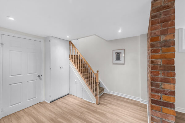 1256-Tyneburn-Crescent-Mississauga-Web-Salisbury-33