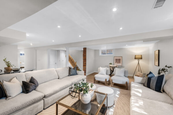 1256-Tyneburn-Crescent-Mississauga-Web-Salisbury-37