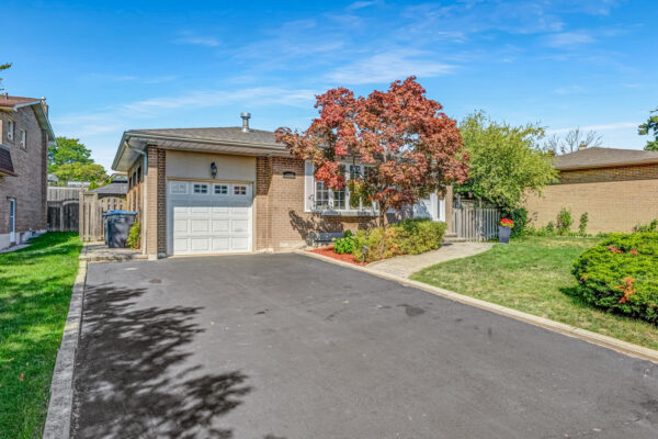 1256-Tyneburn-Crescent-Mississauga-Web-Salisbury-6