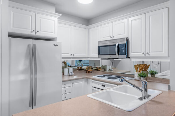 18-Wanless-Avenue-#317-Toronto-Web-Salisbury-13