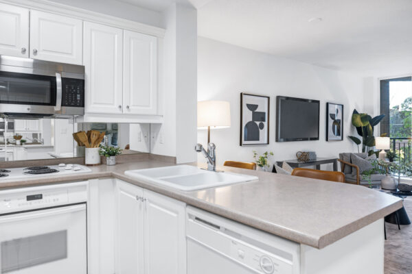 18-Wanless-Avenue-#317-Toronto-Web-Salisbury-14