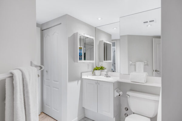 18-Wanless-Avenue-#317-Toronto-Web-Salisbury-32